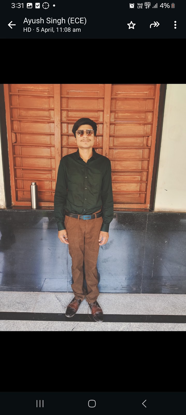 Mrinal Thakur's profile